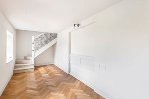 Photo 14- click for photo gallery